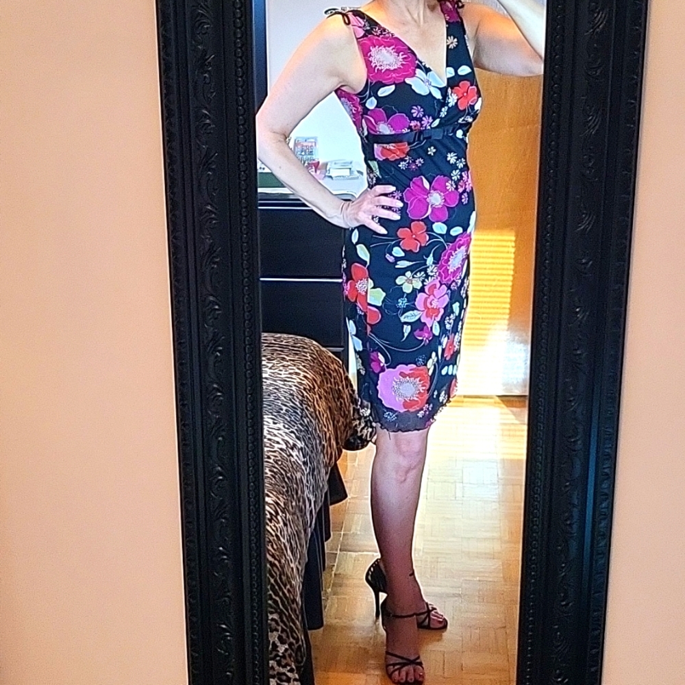FLASH SALE! Black & Floral V Sleeveless Midi-Dress, Empire Waist, Lettuce Hem, M
